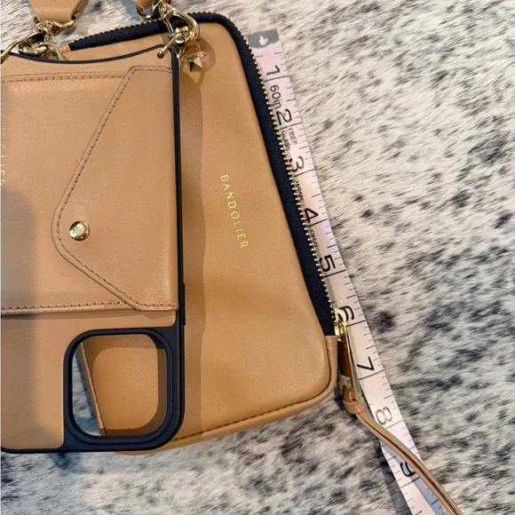 Phone case/pouch crossbody - Picture 5 of 8